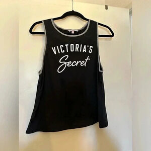 Victoria’s Secret Cropped Tank